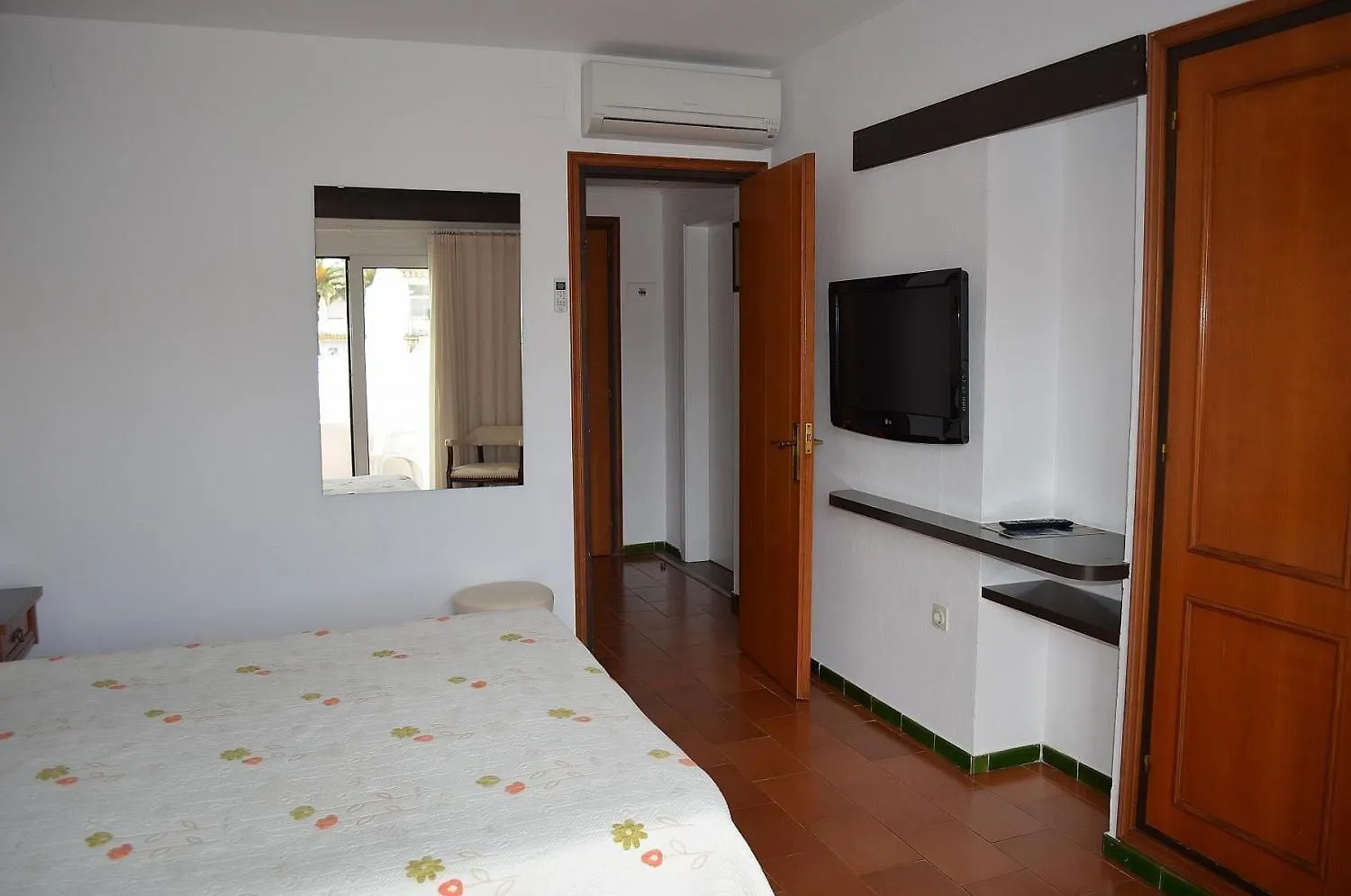 Hotel Santa Anna أولاستارتيت